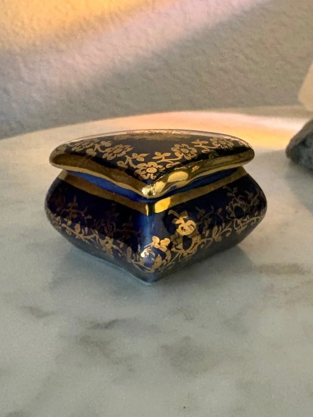 Vintage Limoges France Courting Couple Heart Shaped Cobalt Blue Trinket Box